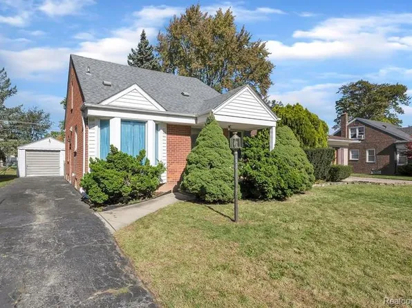 26624 W Chicago St, Redford, MI 48239