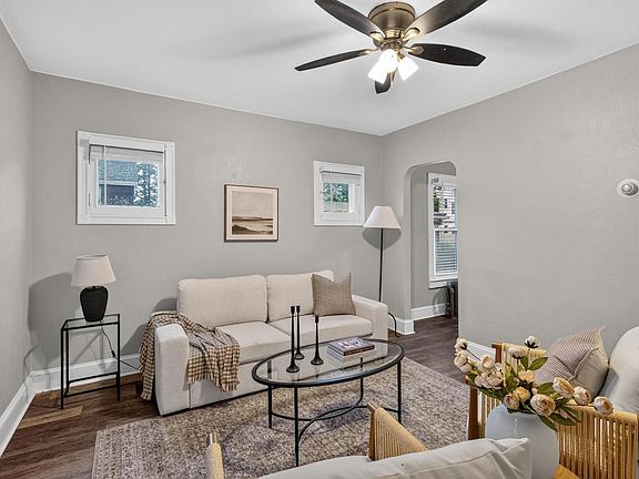 2nd image of 2867 N Fratney STREET