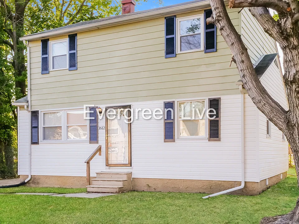 1612 Hopewell Ave