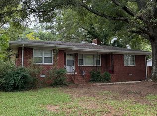 1037 Dixie Dr, Jonesboro, GA 30236