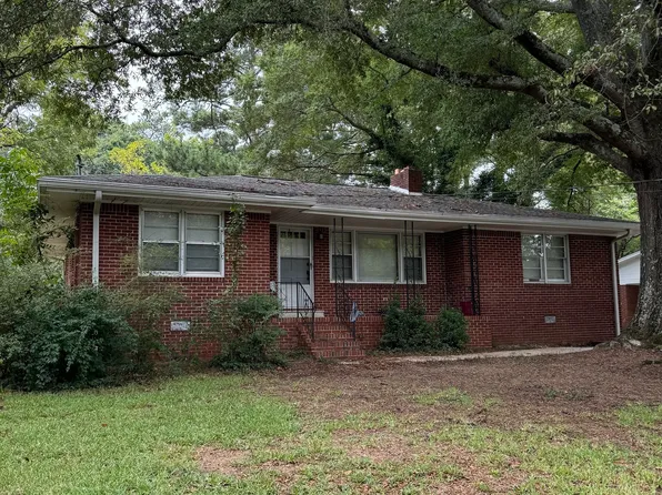 1037 Dixie Dr, Jonesboro, GA 30236