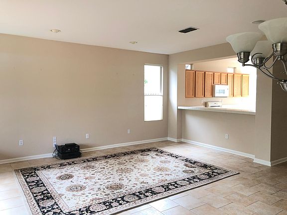 3rd image of 1046 Fairway Valley Ln