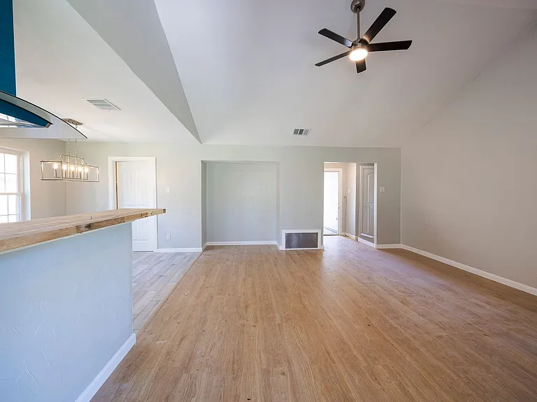2609 Herring Cir — Photo 12