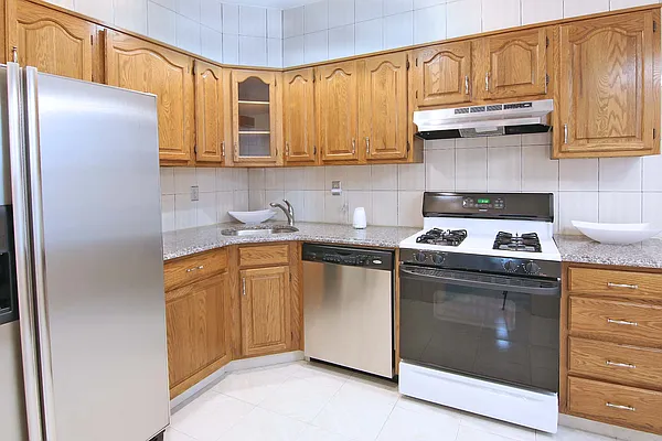Rented by EXP Realty NYC | media 2