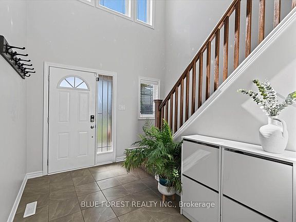 4th image of 3317 Emily Carr Ln