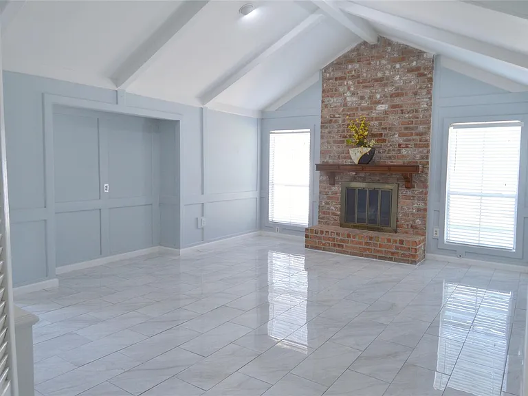 6707 Las Brisas Dr — Photo 5