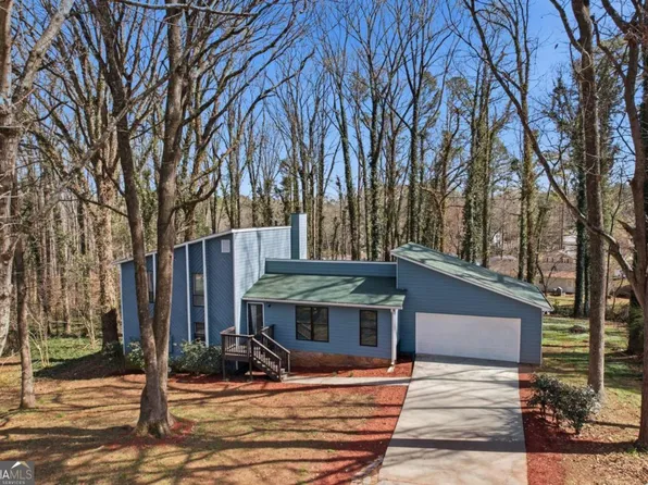 296 Firecrest Ln, Lawrenceville, GA 30046
