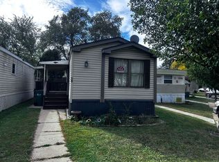 51 Birch St, Countryside, IL 60525