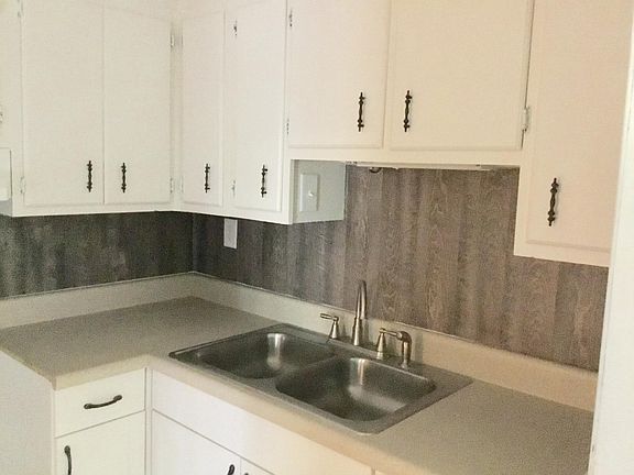 5th image of 123 S Melrose Ln
