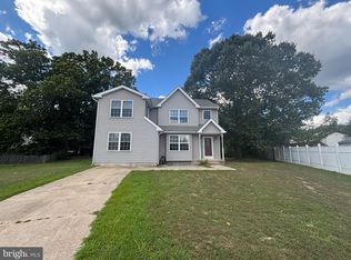 3 Balsley Ct, Sicklerville, NJ 08081