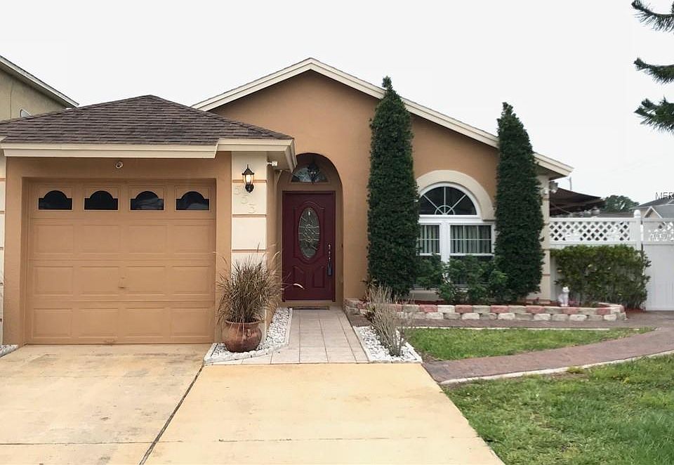 1st image of 553 Southern Charm Dr