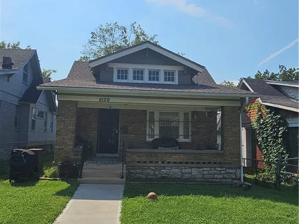 5126 Olive St, Kansas City, MO 64130