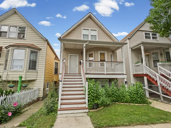 2710 W Fletcher St #1, Chicago, IL 60618