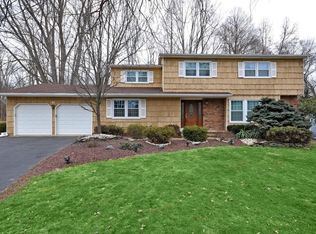 43 Sudbury Rd, Morganville, NJ 07751