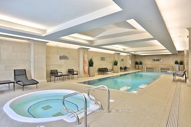 80 Yorkville Ave #303 — Photo 47