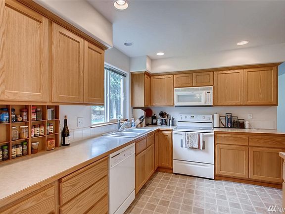 5th image of 1505 77th St NW