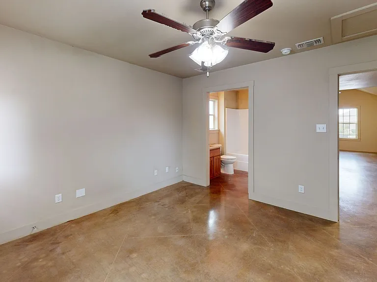 1247 Honor Ln — Photo 9