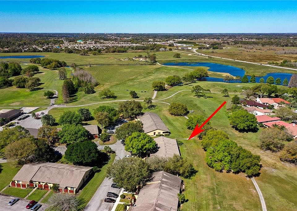 1st image of 685 Broadmoor Cir
