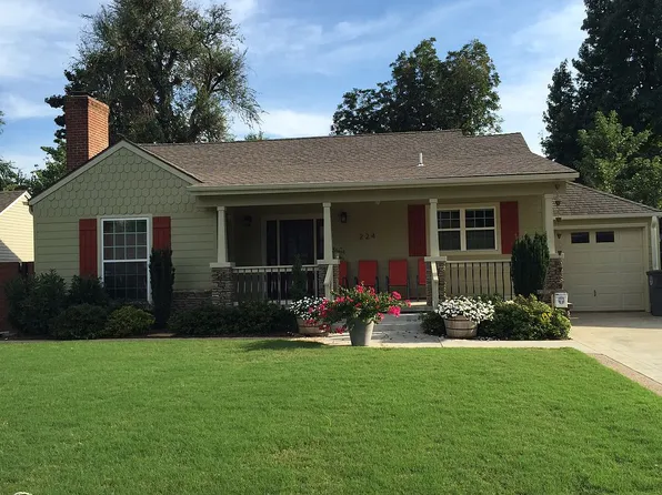 224 E 33rd Pl, Tulsa, OK 74105