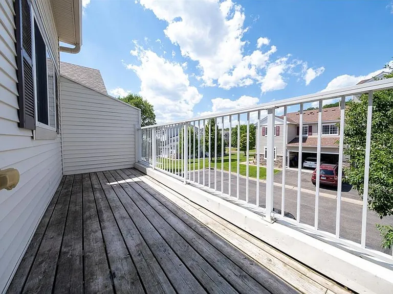 6754 Pine Crest Trl S — Photo 8