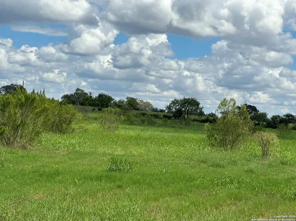 5353 LABUS RD LOT P-127, Elmendorf, TX 78112