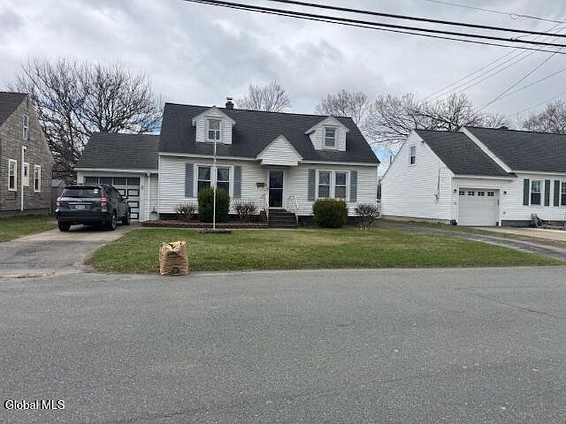 2nd image of 1615 Bernice Street
