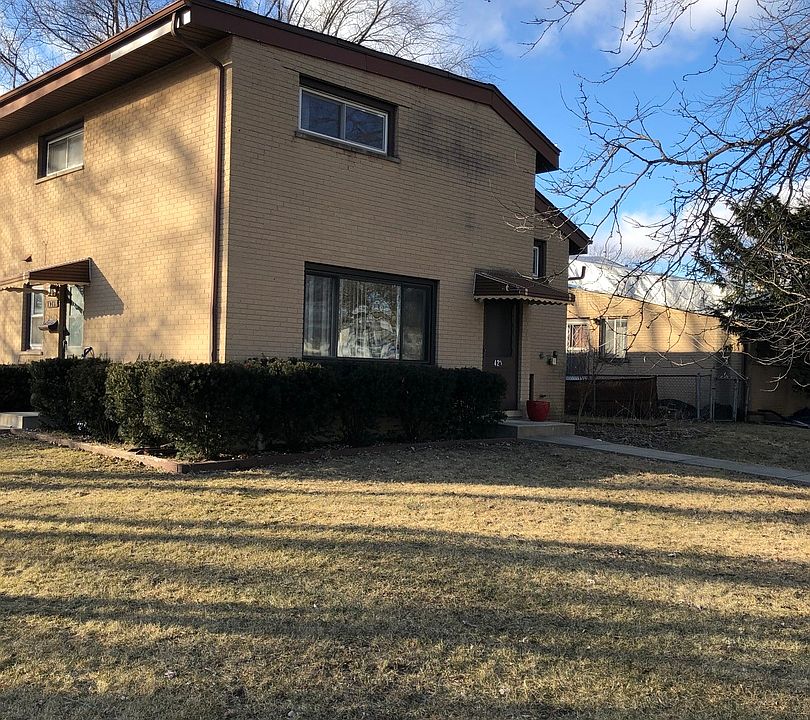 2nd image of 426 N Addison Rd