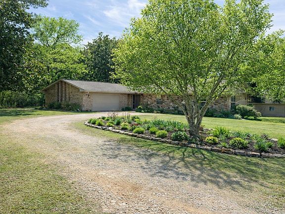 4th image of 3413 Lorance Dr