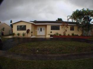 5890 NW 14th Ct, Sunrise, FL 33313