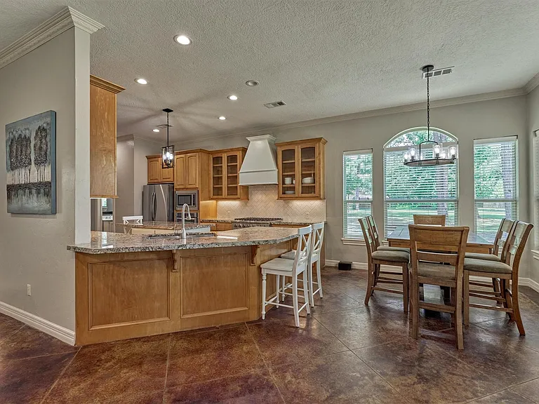 9102 Marshall Ct — Photo 25