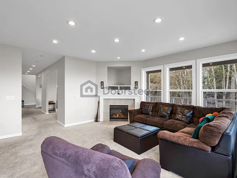 632 Park Ave — Photo 13