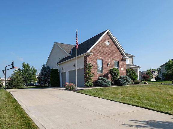 3rd image of 13535 Church View Dr
