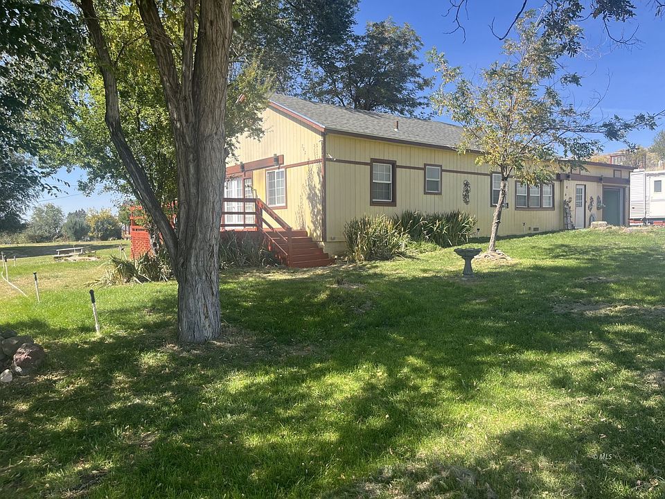 1st image of 702 W Carlos St