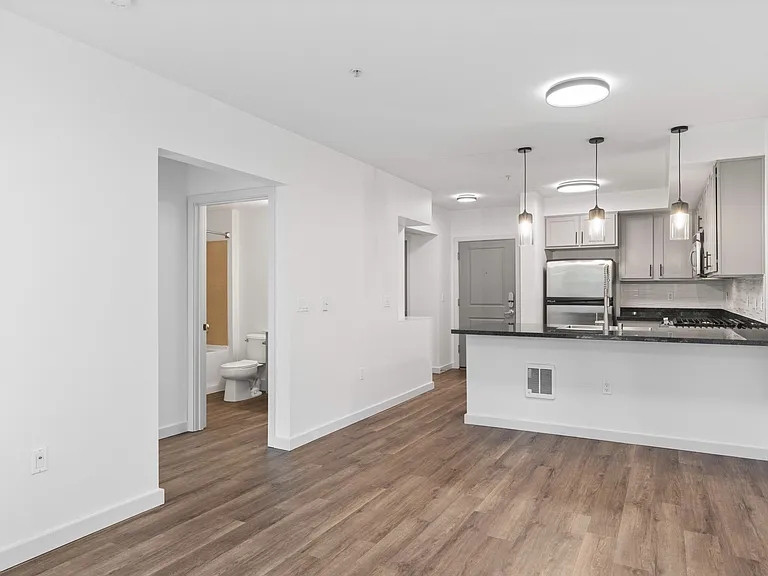 Open Concept Floor Plan at 128 on State Apartments in Kirkland, WA 98033
