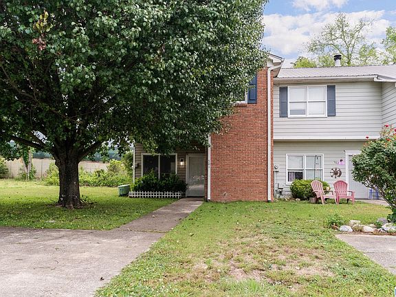 2nd image of 501 Hillsboro Ln