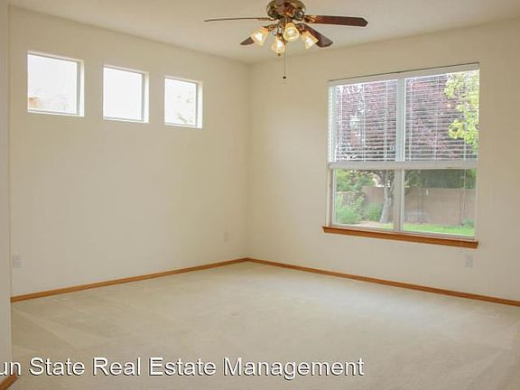 5th image of 10232 Marin Dr NW