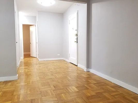 Rented by Bruma Realty LLC | media 1