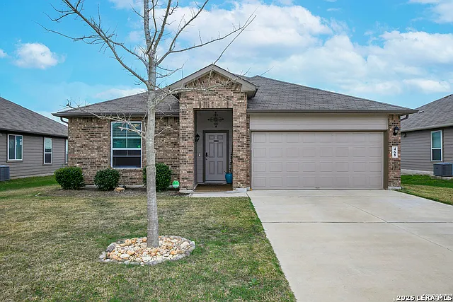 3 bed, 2.0 bath, 1579 sqft, $1,600 — Photo 1
