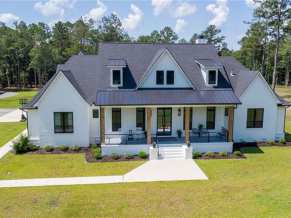 3rd image of 72553 Tiffany Farms Rd