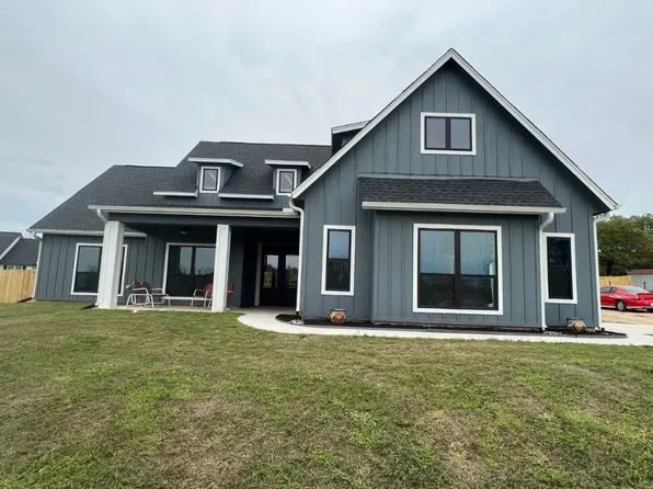 119 Amanda Ct, Boyd, TX 76023