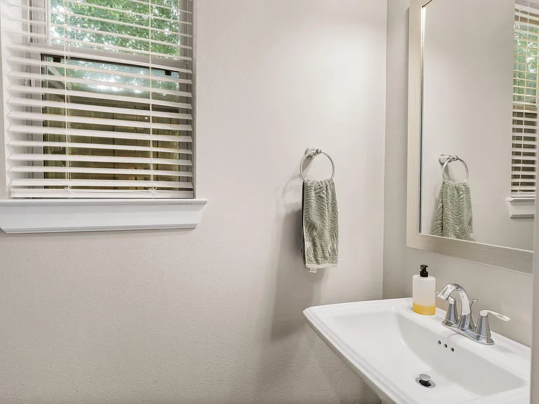 8904 Aventino Way — Photo 13
