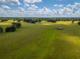 905 Anderson County Rd #358, Palestine, TX 75803