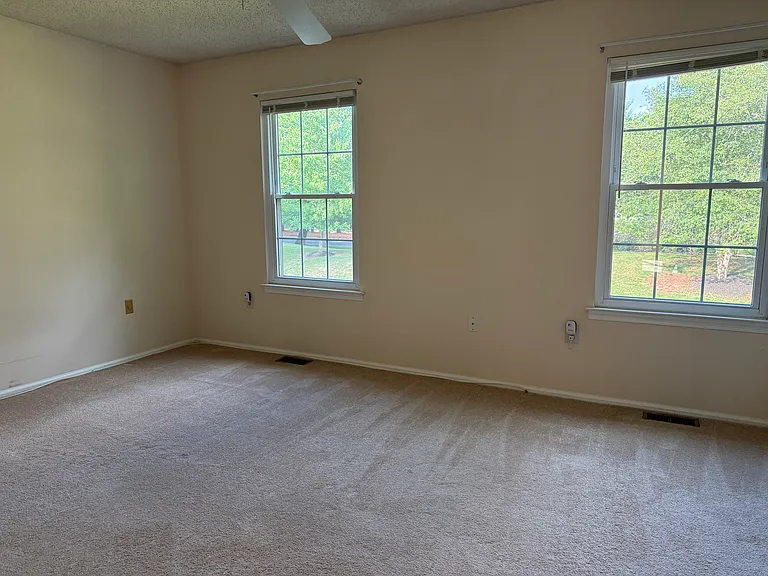 177 Irving Pl — Photo 28