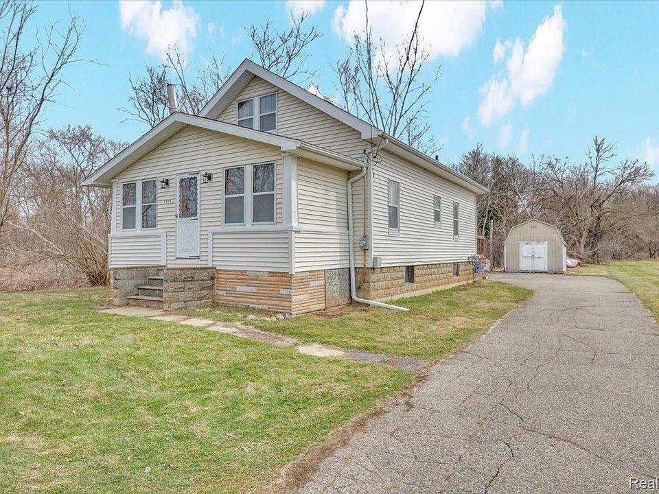 1st image of 3424 N Irish Rd