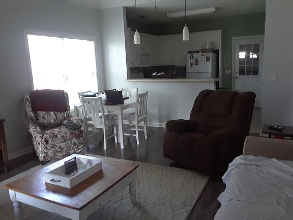 3rd image of 1207 Buckhead Ct