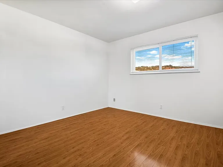 1739 Addison St #12 — Photo 13