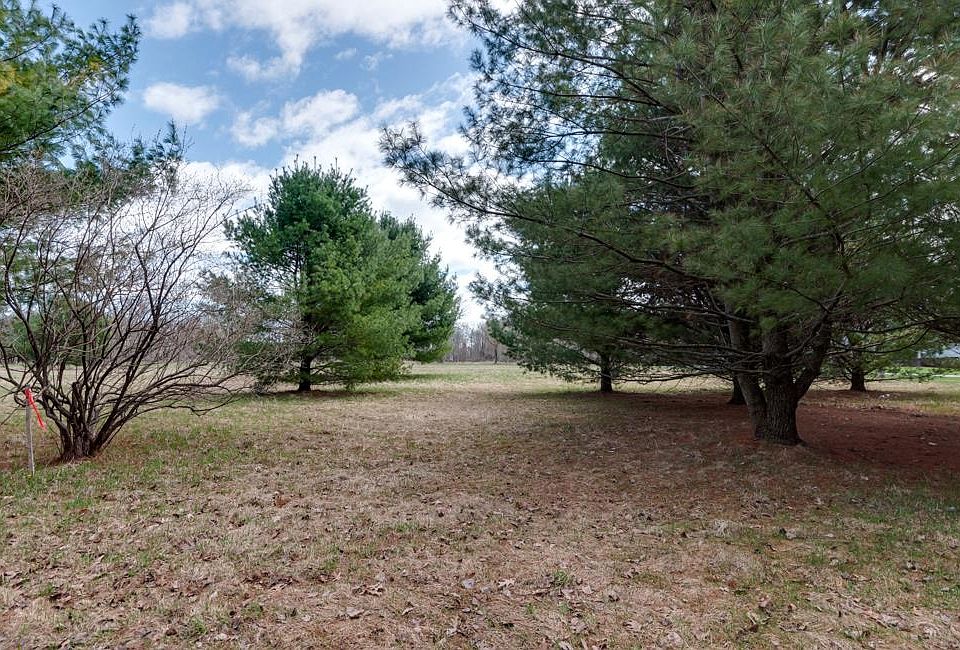 6th St 2, WI 54143 MLS 50274010 Zillow