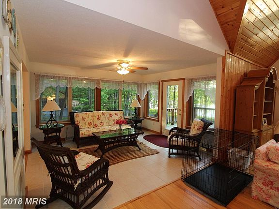 3rd image of 566 Bluebell Dr