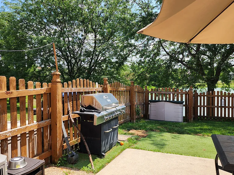 301 Wedgewood Cir #301 — Photo 17