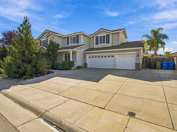 2nd image of 976 Trafalgar Cir